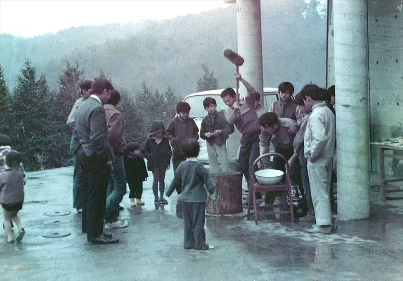 1971年もちつき